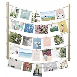 Umbra Hangit Fotowand – Collagenbilderrahmen mit Drahtgarn und Mini Wäscheklammern zum Aufhängen von Fotos Bildern Postkarten und Kunst Mattes Messing