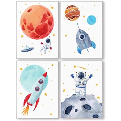 Pandawal Kinderzimmer Bilder für Junge und Mädchen Weltraum Astronaut Planeten Deko 4er Poster Set S2 für Kinder Wandbilder im DIN a4 Format Kinderposter